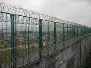 监狱护栏网 钢网墙